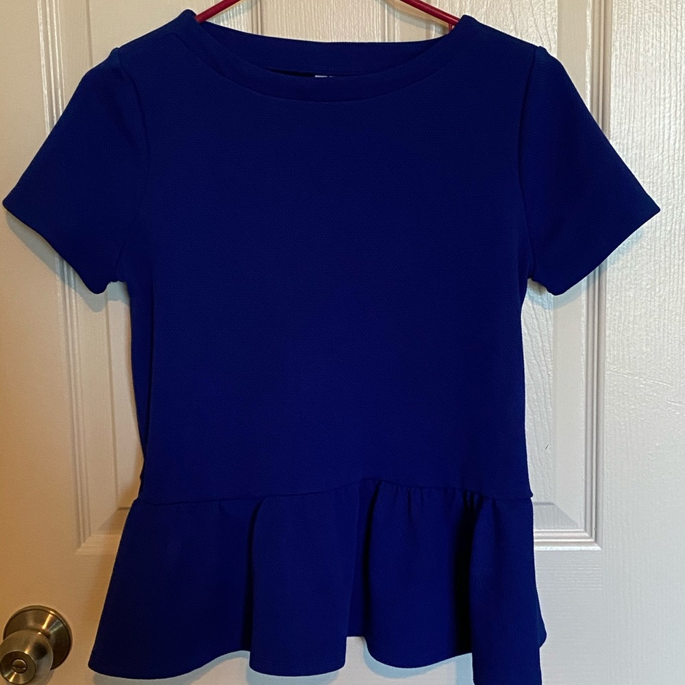Elle size small blue peplum top